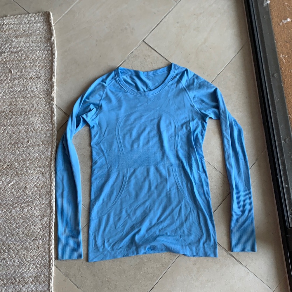 Lululemon Swiftly Tech Long Sleeve